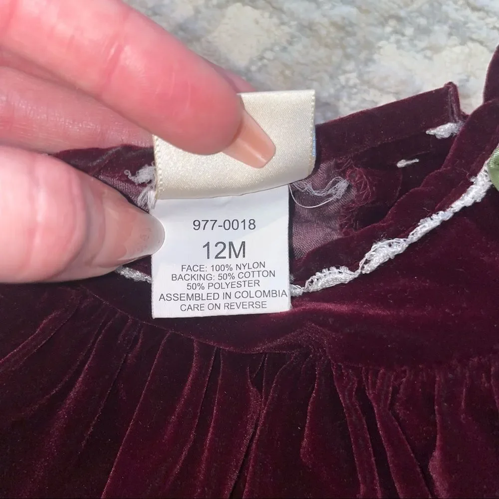 🏷️ 5 for $25 - VINTAGE Oshkosh Velour Baby Dress